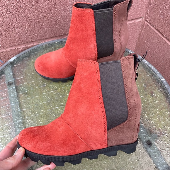 Sorel Joan Of Arctic Wedge Chelsea ll Boots Size 6 - Picture 3 of 13